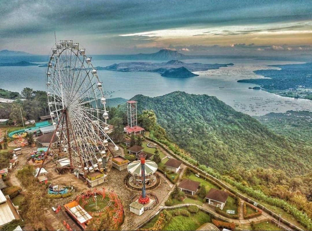 R&A Staycation At Wind Residence Tagaytay City Exterior photo